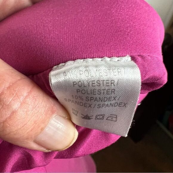 Fairway and Greene Golf Skort, Size Small.  Built in Shorts. Excellent Condition - Picture 5 of 5